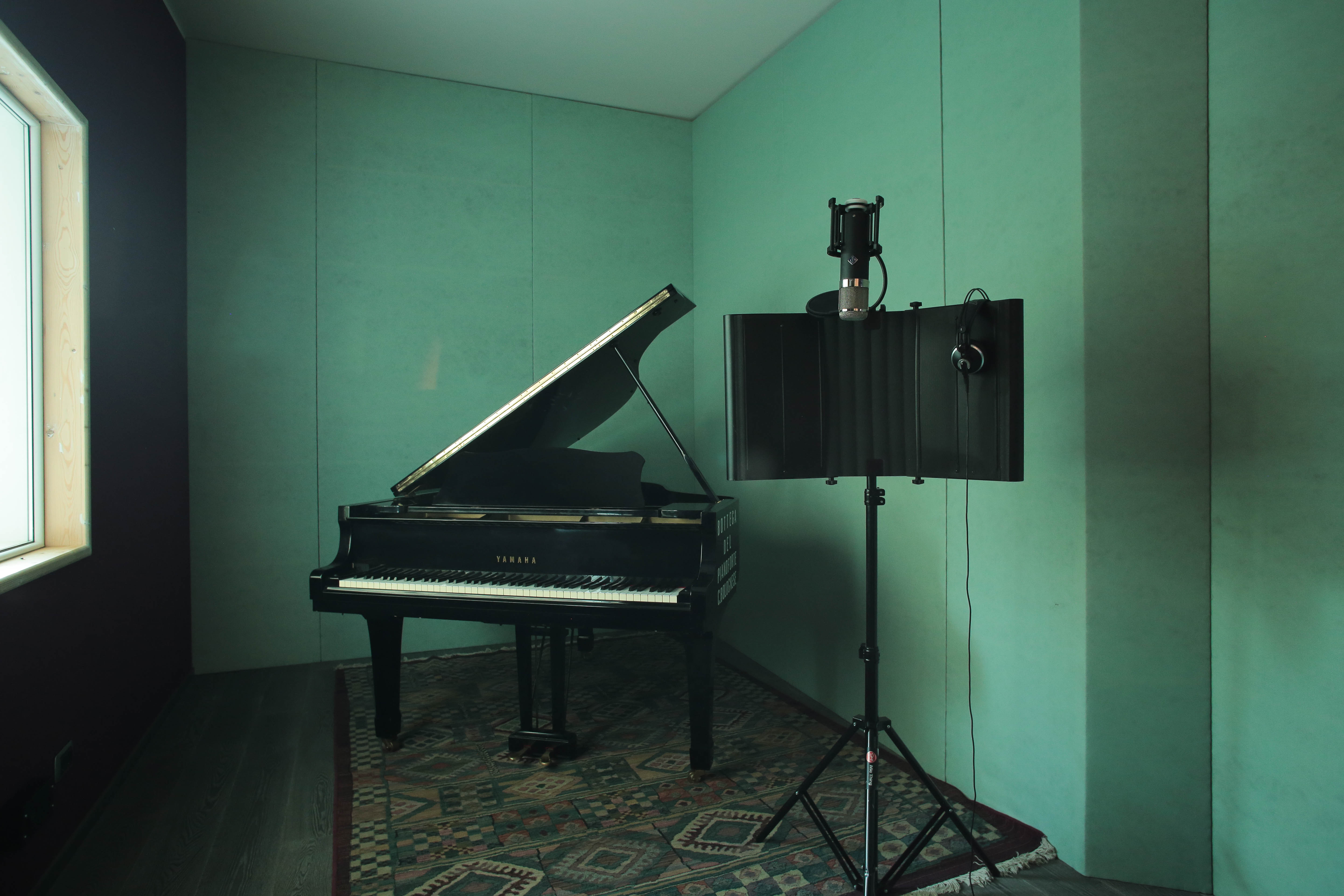 07 boot piano 07 boot piano